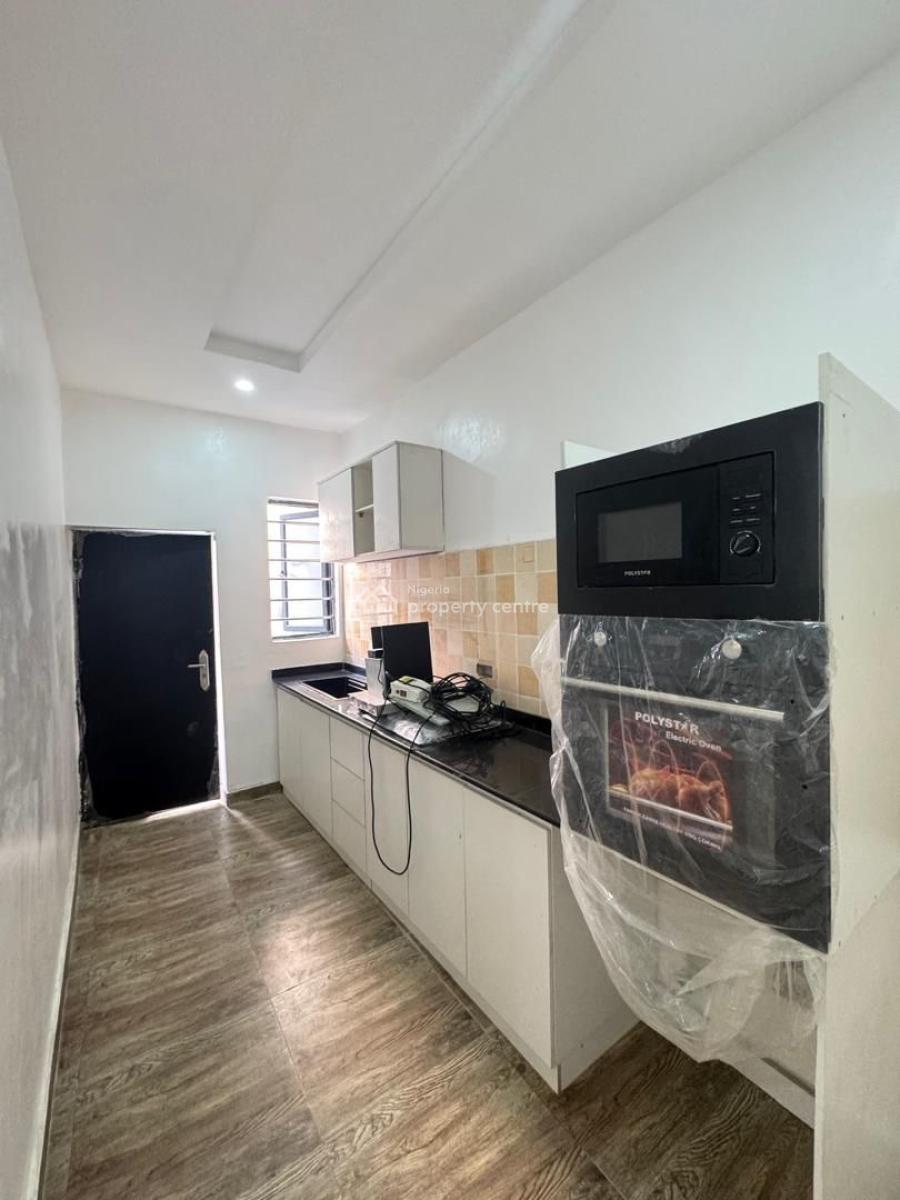 2bedroom Apartment, Ologolo, Lekki, Lagos, Flat / Apartment for Sale