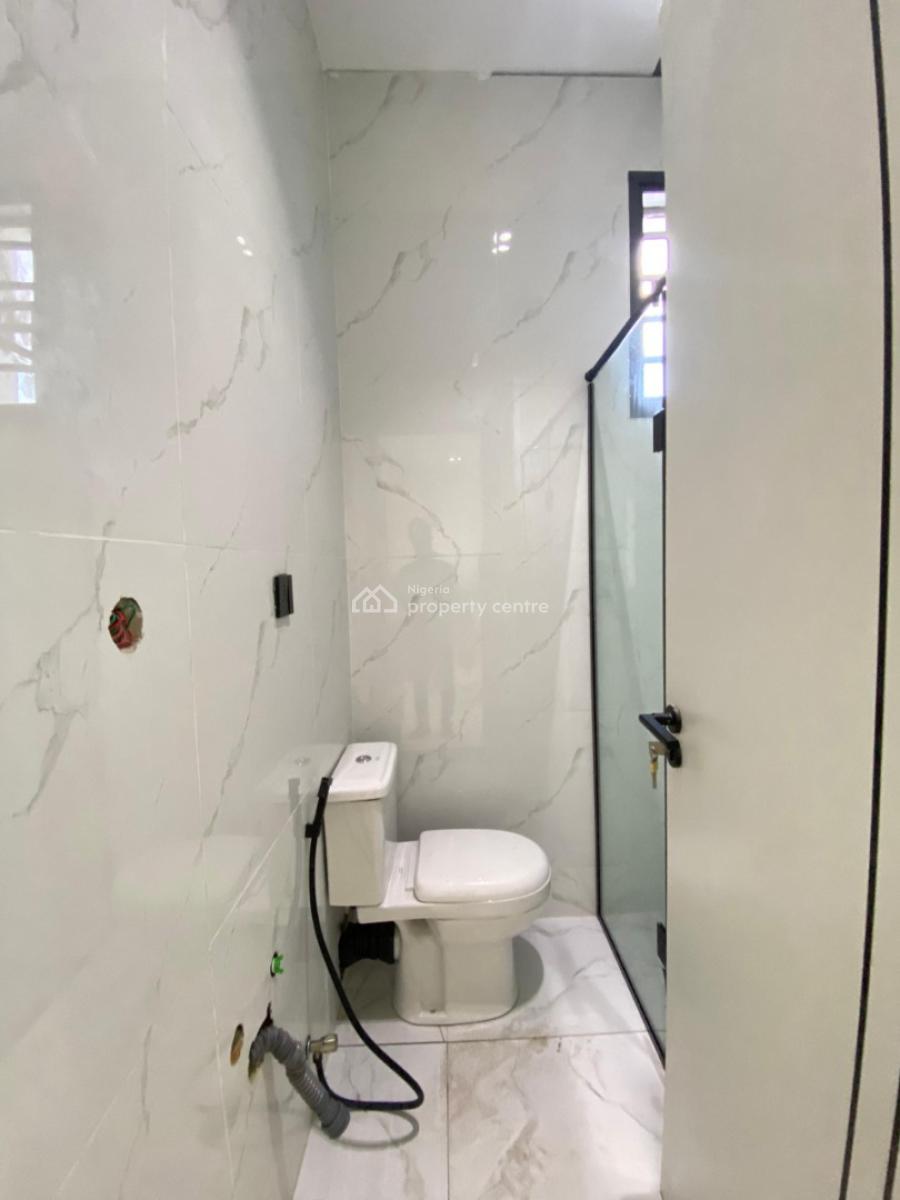 Excellent 2bedroom Apartment Within a Secured Environment, Ikate, Lekki, Lagos, Flat / Apartment for Sale