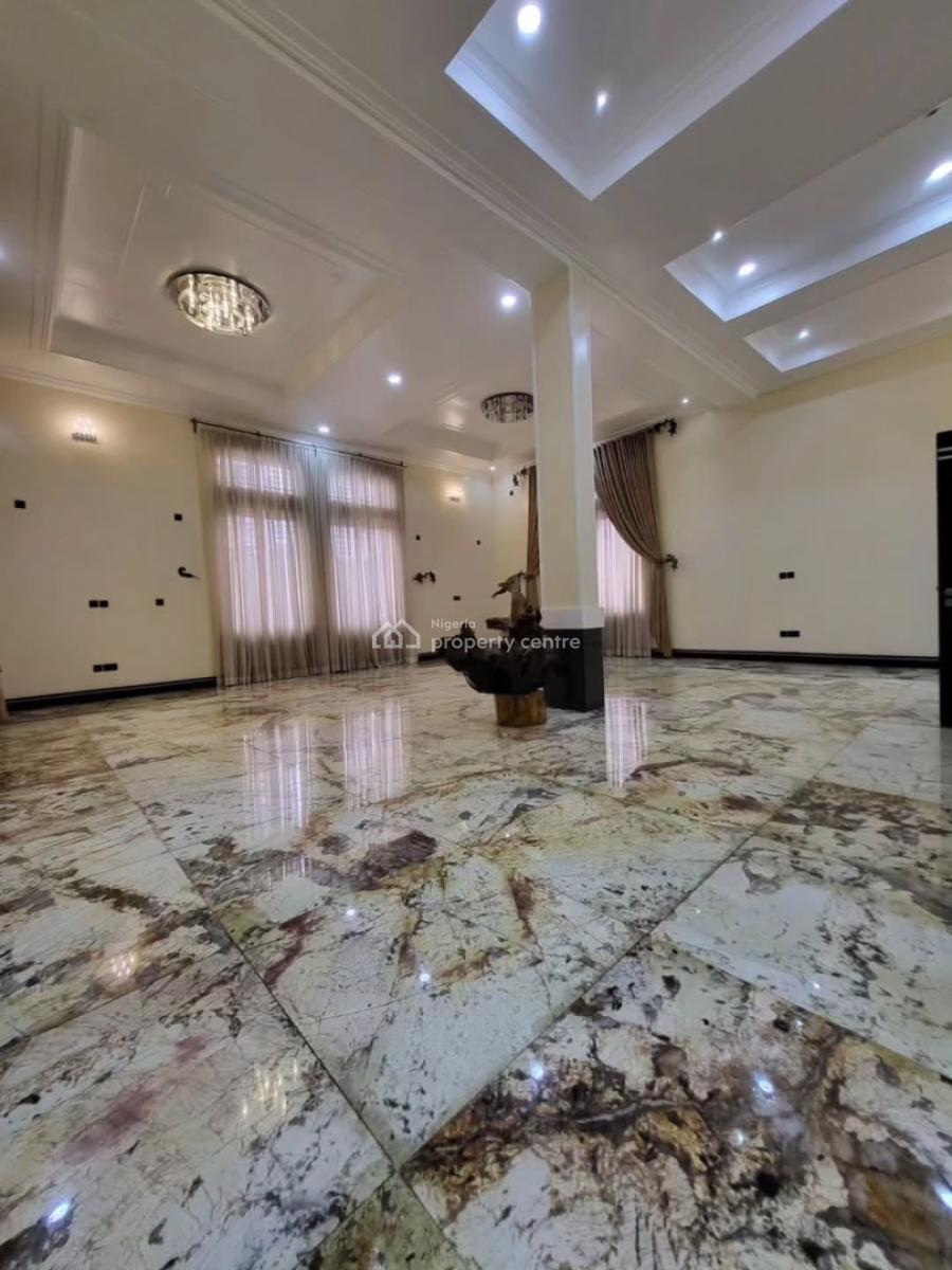 Luxurious Mansion of 8bedrooms and 5 Livings Guest Room., Guzape District, Abuja, Detached Duplex for Sale