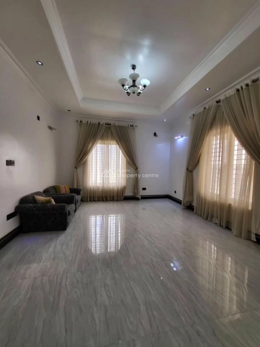 Luxurious Mansion of 8bedrooms and 5 Livings Guest Room., Guzape District, Abuja, Detached Duplex for Sale