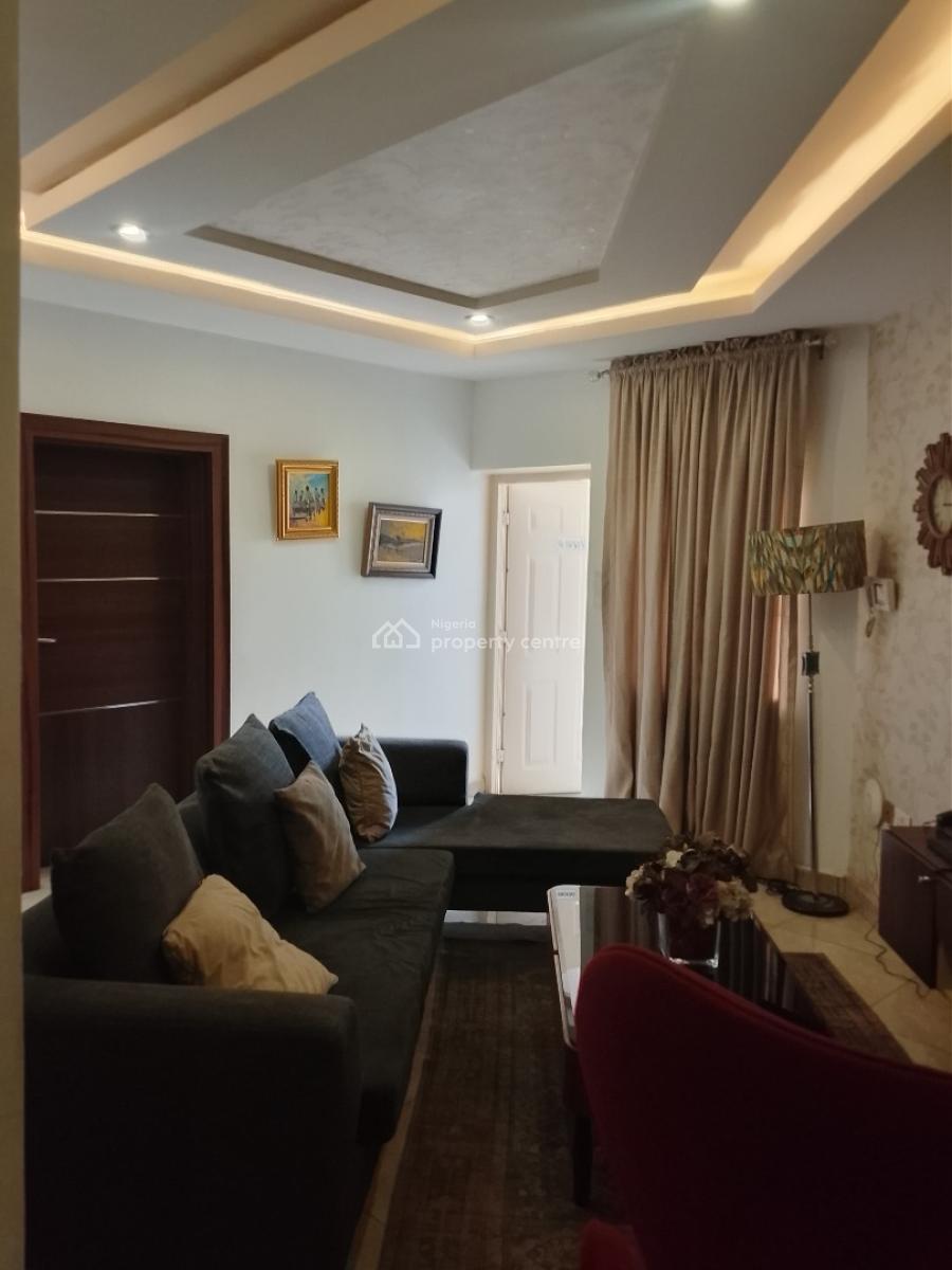 Luxurious Two Bedroom Apartment, Mambolo Street, Zone 2, Wuse, Abuja, Flat / Apartment Short Let