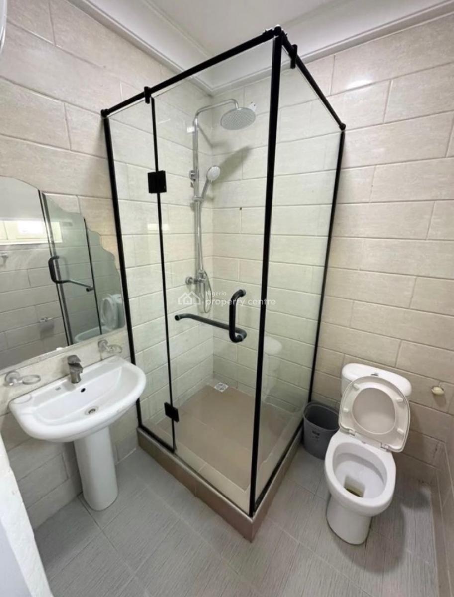 Spacious 3 Bedroom Apartment with Pool and Gym, Ikoyi, Lagos, Flat / Apartment for Rent