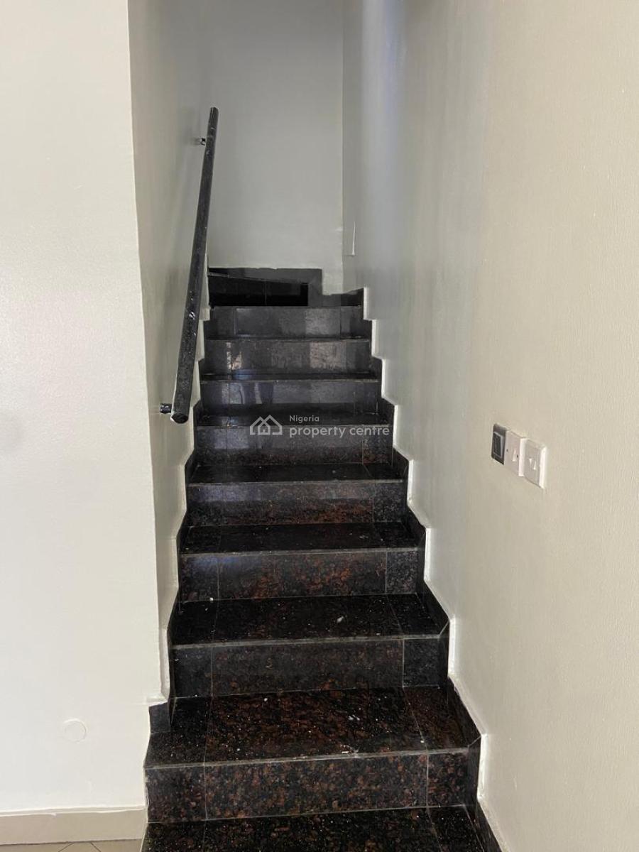 4- Bedroom Townhouse with 1- Room Bq Within a Well Maintained and Serv, Market Road, Oniru, Victoria Island Extension, Oniru, Victoria Island (vi), Lagos, House for Sale