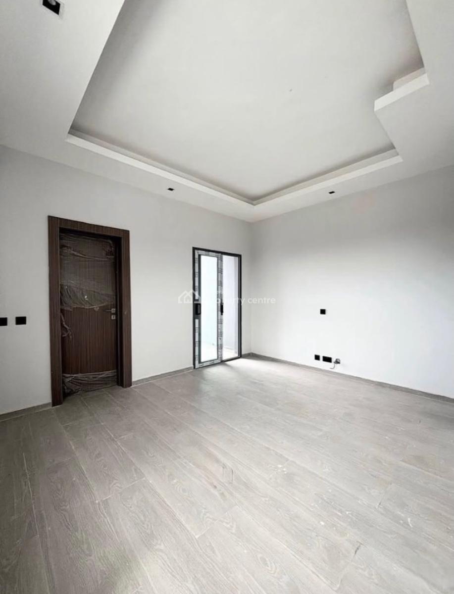 Spacious 2 Bedroom Apartment with Pool, Victoria Island (vi), Lagos, Flat / Apartment for Rent