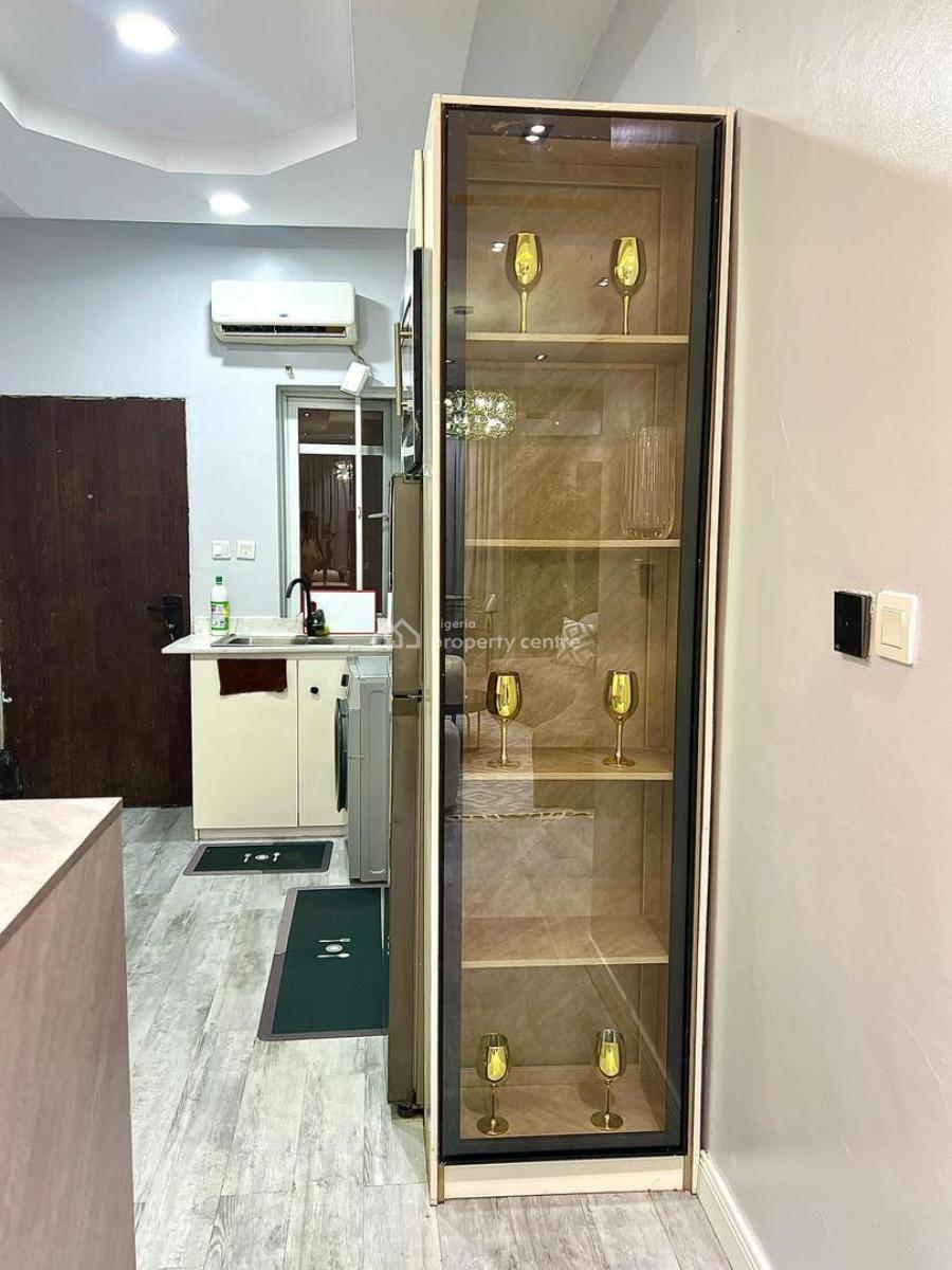 Luxury Three Bedroom with Swimming Pool and Ps5, Lekki Phase 1, Lekki, Lagos, Flat / Apartment Short Let