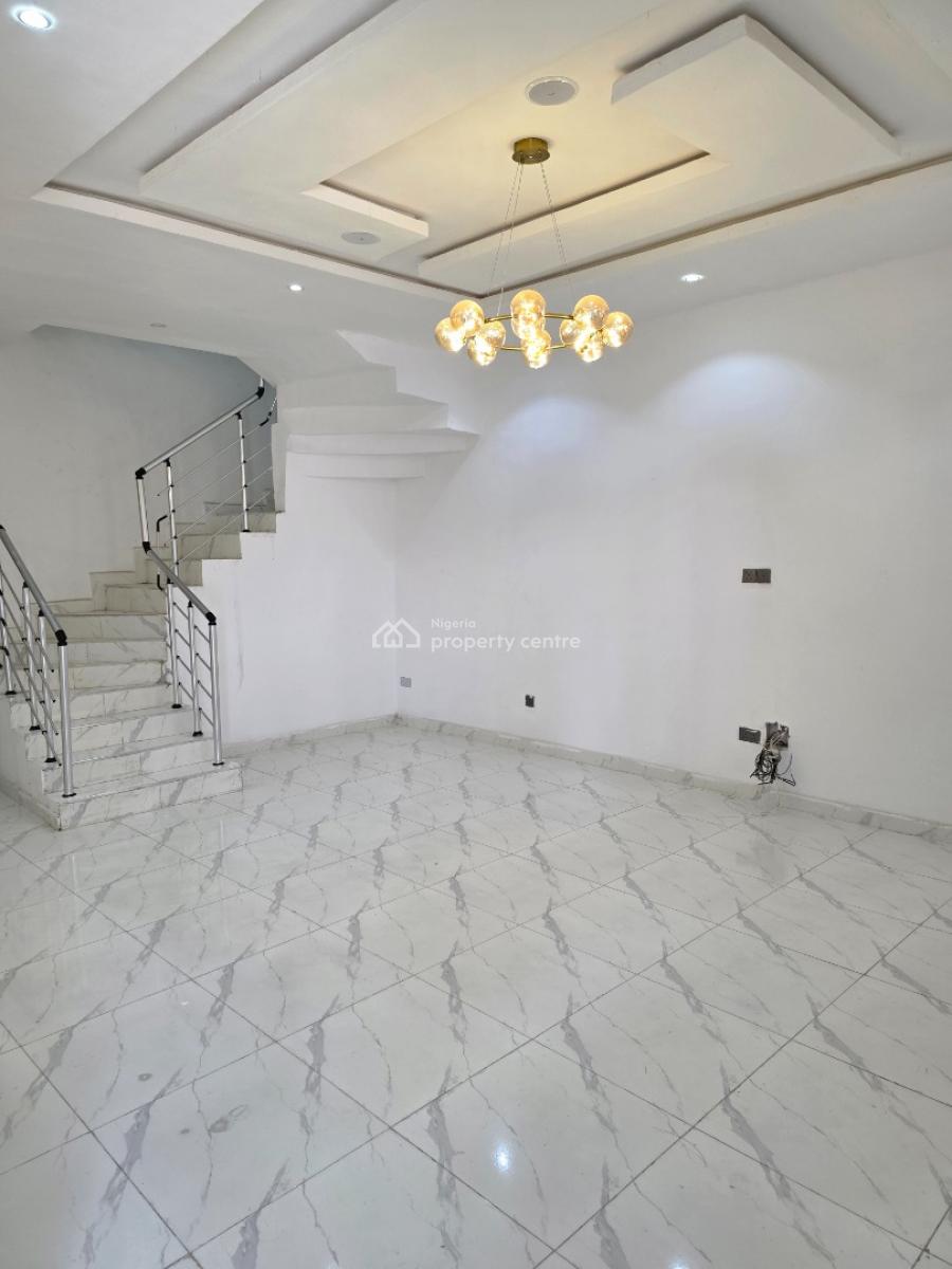 Executive  4-bedrooms Semi-detached  Duplex with Bq, Orchid, Lekki, Lagos, Semi-detached Duplex for Sale