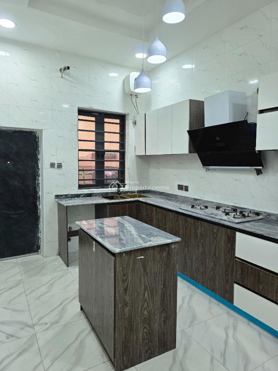Executive  4-bedrooms Semi-detached  Duplex with Bq, Orchid, Lekki, Lagos, Semi-detached Duplex for Sale