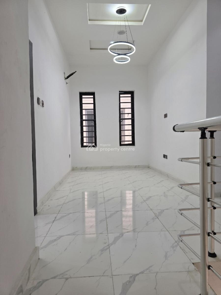 Executive  4-bedrooms Semi-detached  Duplex with Bq, Orchid, Lekki, Lagos, Semi-detached Duplex for Sale