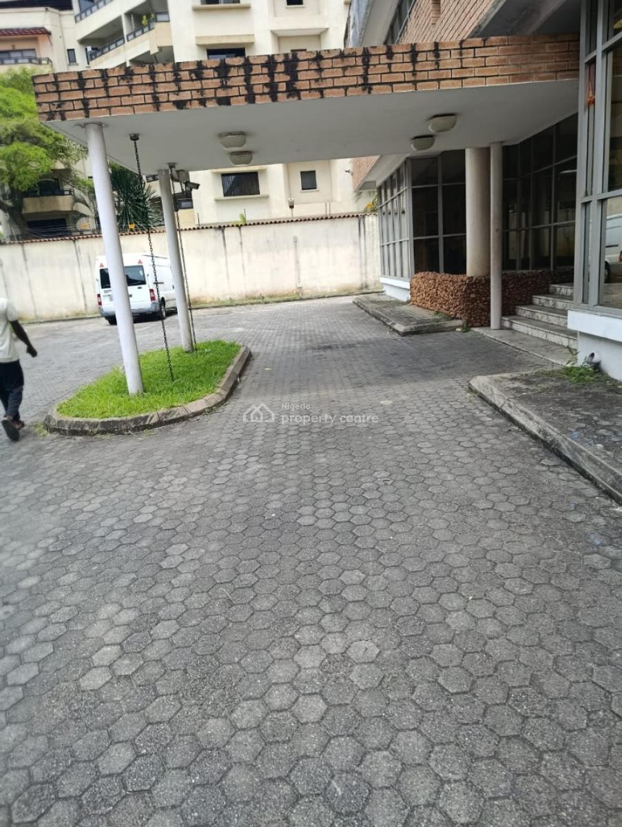 a Self Serviced 16 Rooms  Partitioned Storey Building for Commercial U, Victoria Island (vi), Lagos, Detached Duplex for Rent