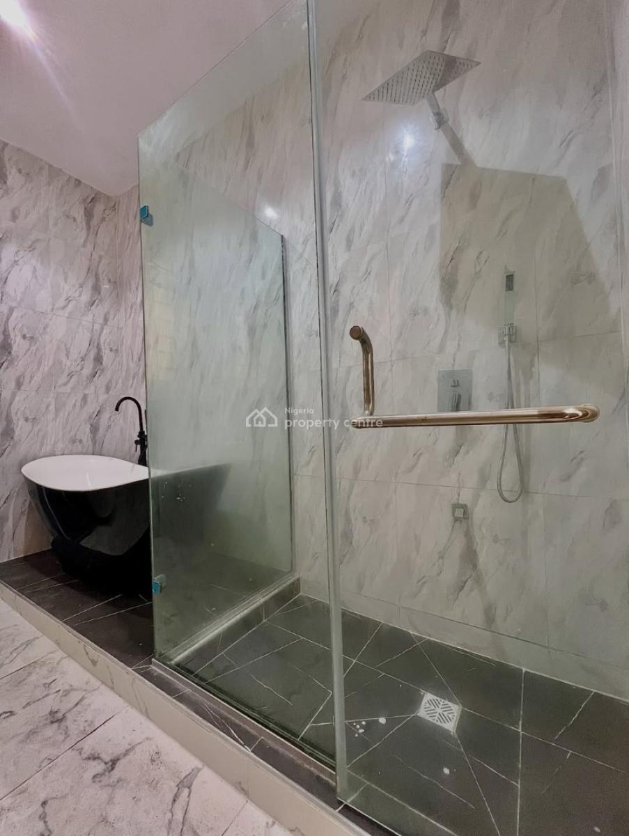 Executive  4-bedrooms Semi-detached  Duplex with Bq, Ikota, Lekki, Lagos, House for Sale