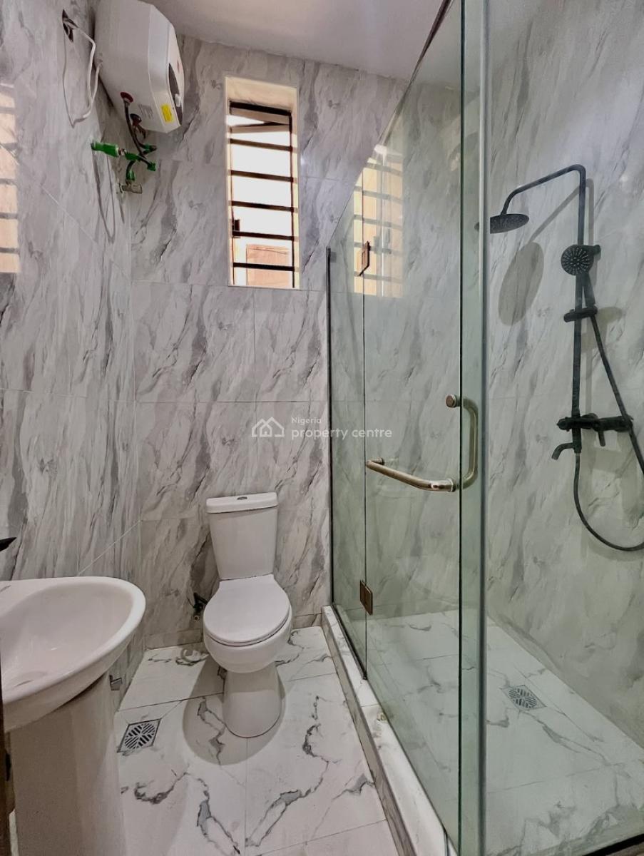 Executive  4-bedrooms Semi-detached  Duplex with Bq, Ikota, Lekki, Lagos, House for Sale