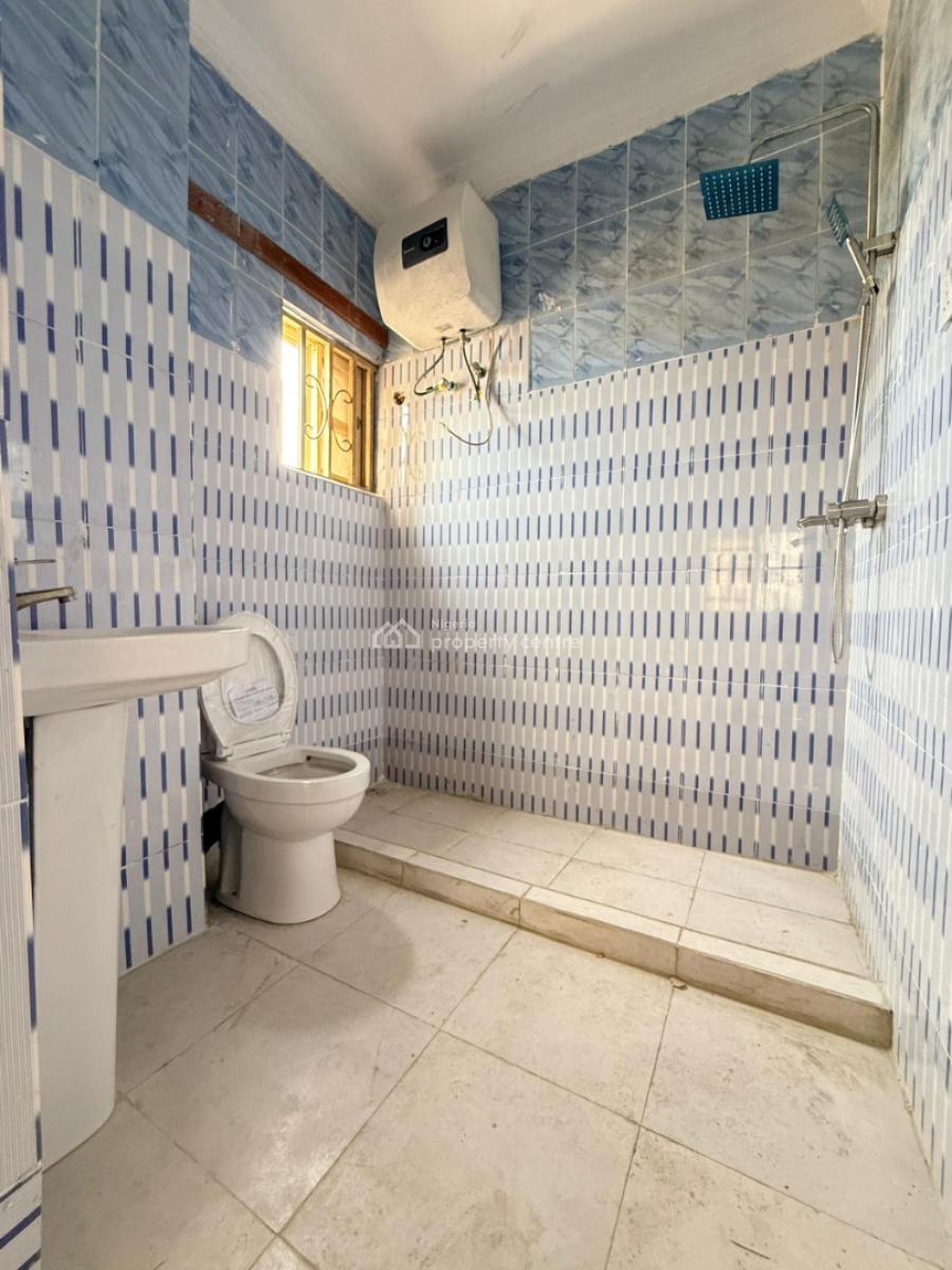 Luxury 3 Bedrooms Apartment, Graceland Estate, Ajah, Lagos, Flat / Apartment for Rent
