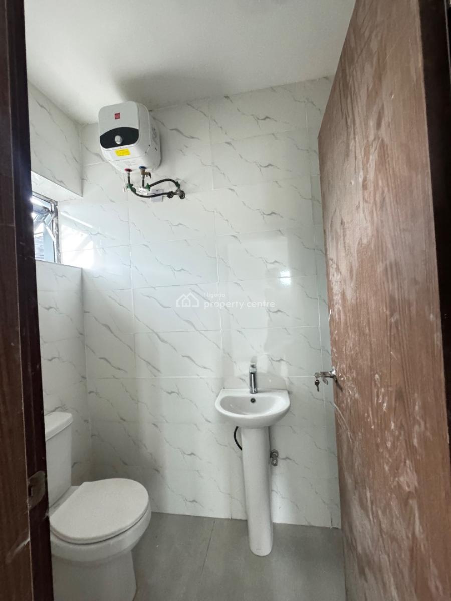 Nice Luxury Brand New 3 Bedroom Apartment Very Spacious Penthouse, Ikota Gra Lekki, Lekki, Lagos, Block of Flats for Sale