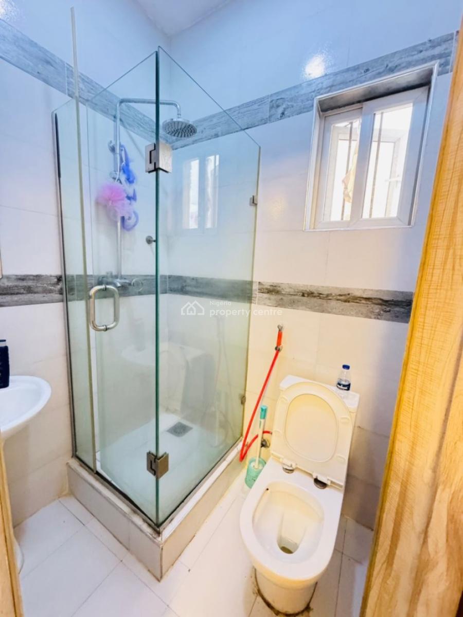 Nice Luxury Fully Furnished  One Bedroom Apartment Located in Orchid, Orchid Road Lekki Lagos State, Lekki, Lagos, House for Rent