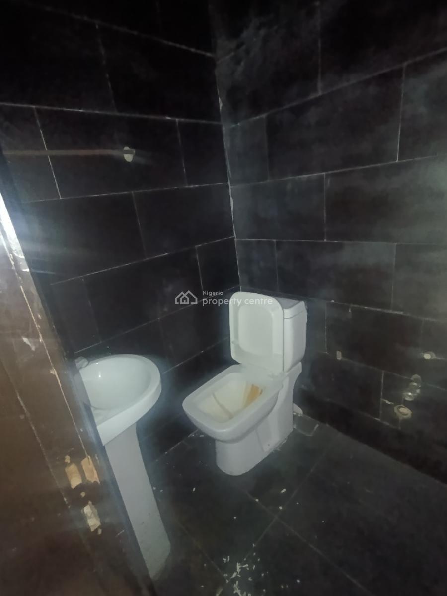 Spacious Space for Commercial, Retail Or Office Use, Off Admiralty Way, Lekki Phase 1, Lekki, Lagos, Commercial Property for Rent