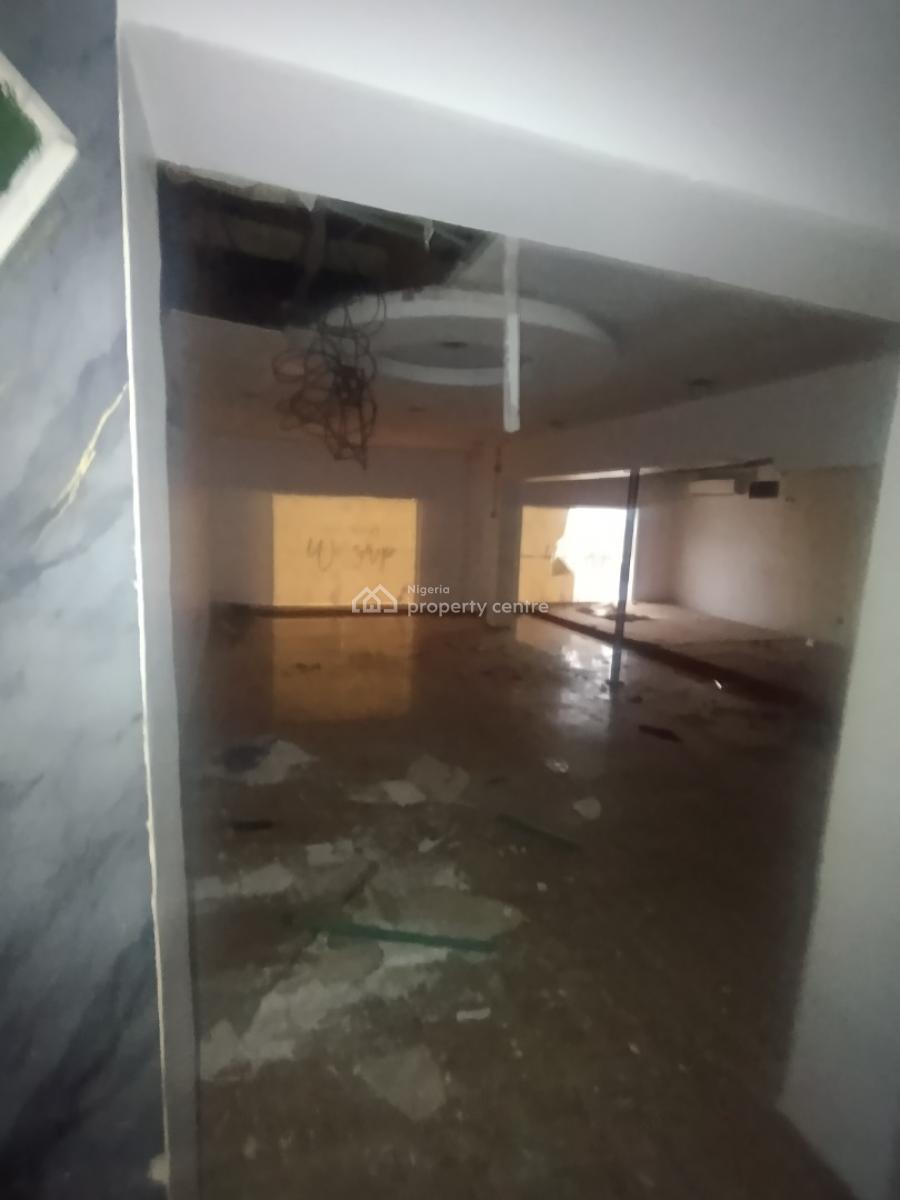 Spacious Space for Commercial, Retail Or Office Use, Off Admiralty Way, Lekki Phase 1, Lekki, Lagos, Commercial Property for Rent