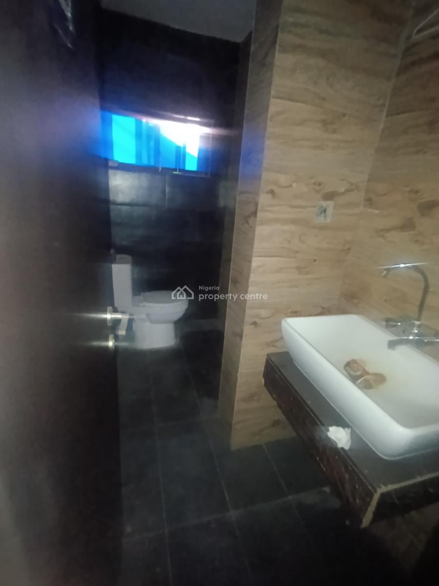 Spacious Space for Commercial, Retail Or Office Use, Off Admiralty Way, Lekki Phase 1, Lekki, Lagos, Commercial Property for Rent