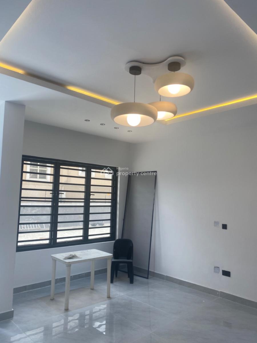 3 Bedroom Masionette with Swimming Pool, Lekki Phase 1, Lekki, Lagos, Flat / Apartment for Sale