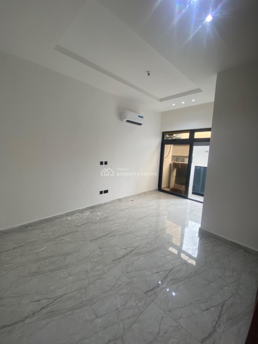 3 Bedroom Masionette with Swimming Pool, Lekki Phase 1, Lekki, Lagos, Flat / Apartment for Sale
