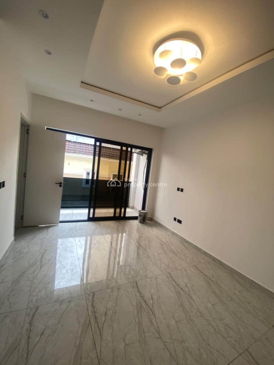3 Bedroom Masionette with Swimming Pool, Lekki Phase 1, Lekki, Lagos, Flat / Apartment for Sale
