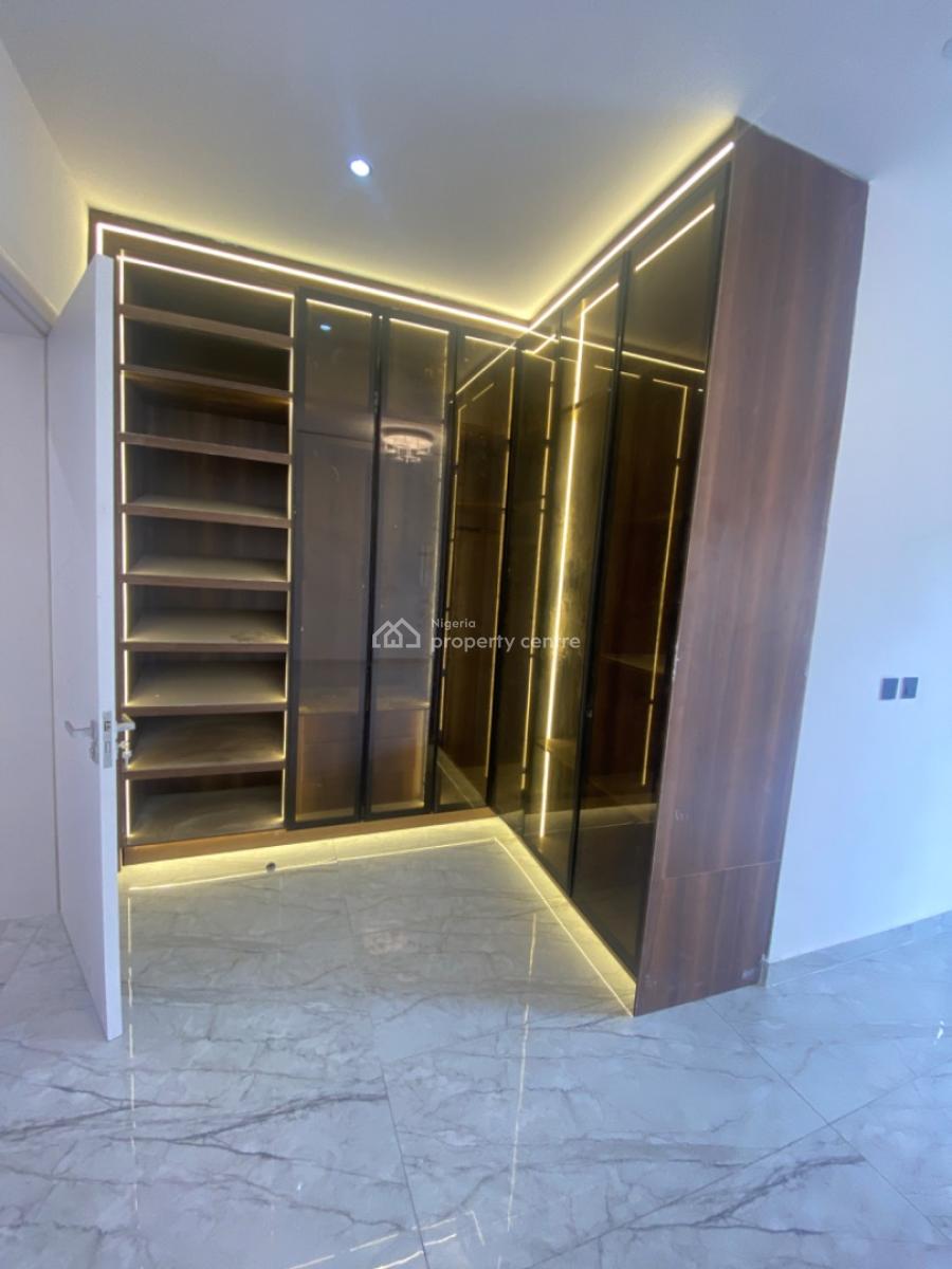 3 Bedroom Masionette with Swimming Pool, Lekki Phase 1, Lekki, Lagos, Flat / Apartment for Sale