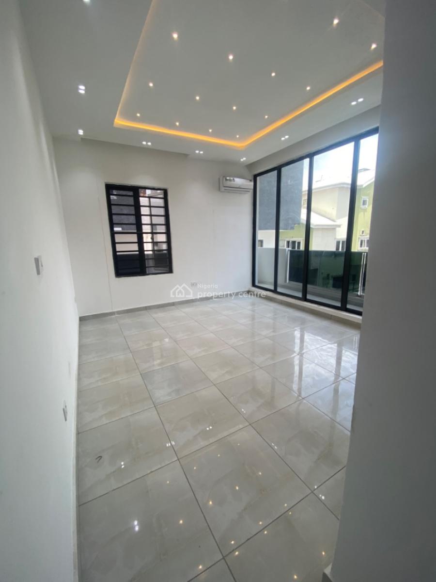 3 Bedroom Masionette with Swimming Pool, Lekki Phase 1, Lekki, Lagos, Flat / Apartment for Sale