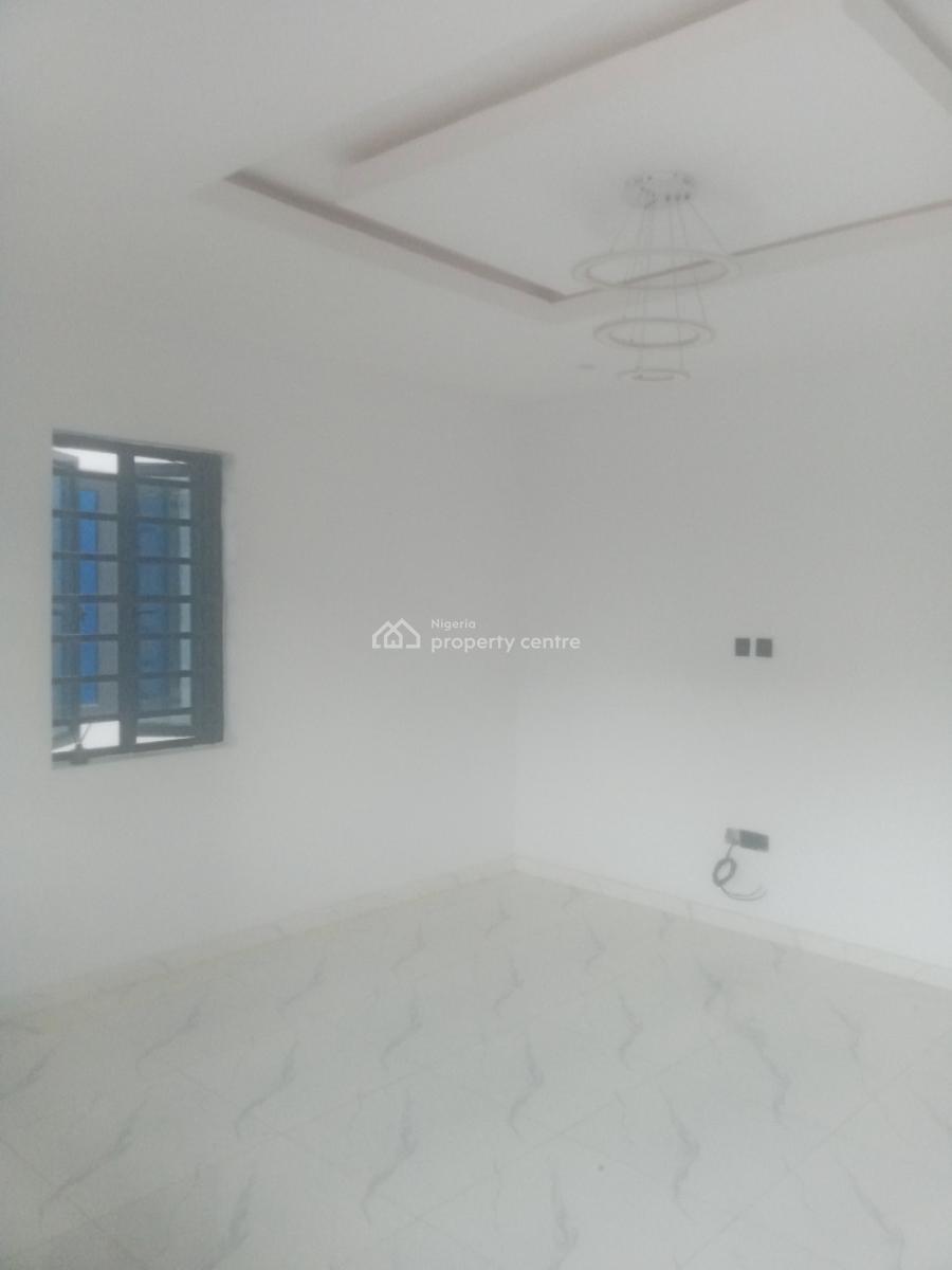 Sweet Finished 2 Bedroom Apartment, Silver Point Estate, Badore, Ajah, Lagos, Flat / Apartment for Rent