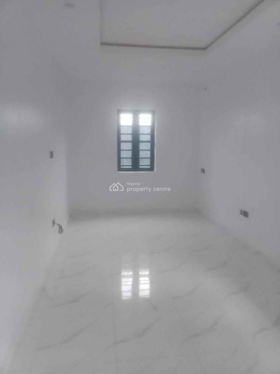 Sweet Finished 2 Bedroom Apartment, Silver Point Estate, Badore, Ajah, Lagos, Flat / Apartment for Rent