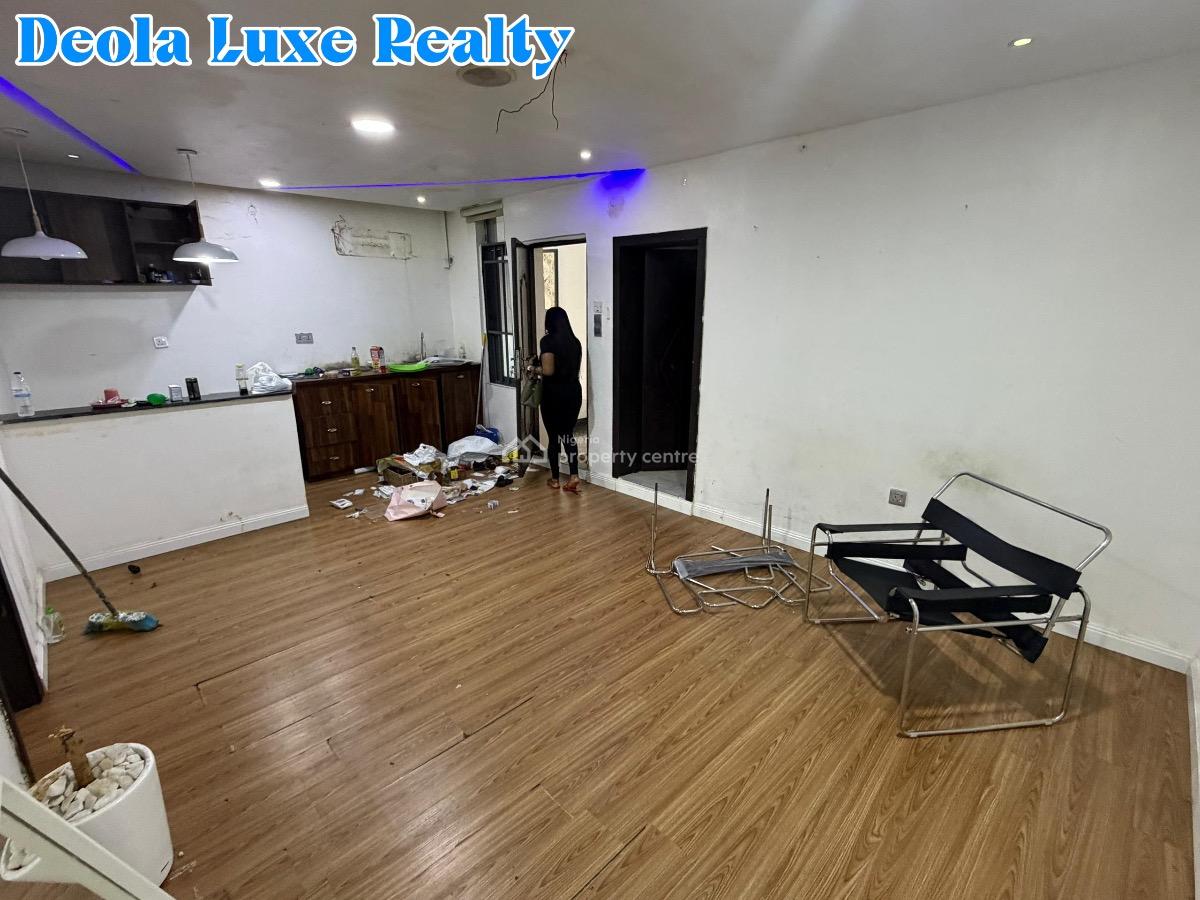 a Nice and Spacious 1 Bedroom(room and Parlour) Serviced Apartment, Bisola Durosimi, Lekki Phase 1, Lekki, Lagos, Mini Flat (room and Parlour) for Rent