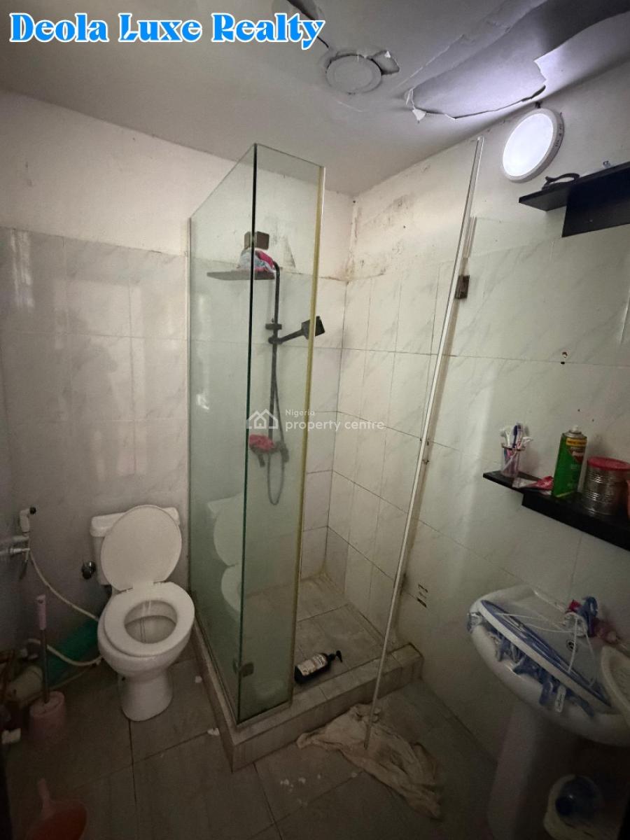 a Nice and Spacious 1 Bedroom(room and Parlour) Serviced Apartment, Bisola Durosimi, Lekki Phase 1, Lekki, Lagos, Mini Flat (room and Parlour) for Rent