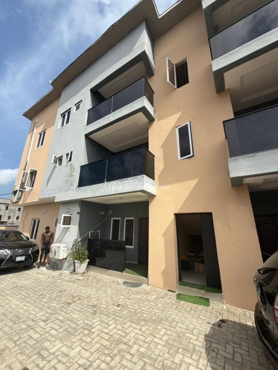 Brand New 3 Bedroom Apartment, New Road, Lekki Expressway, Lekki, Lagos, Flat / Apartment for Rent