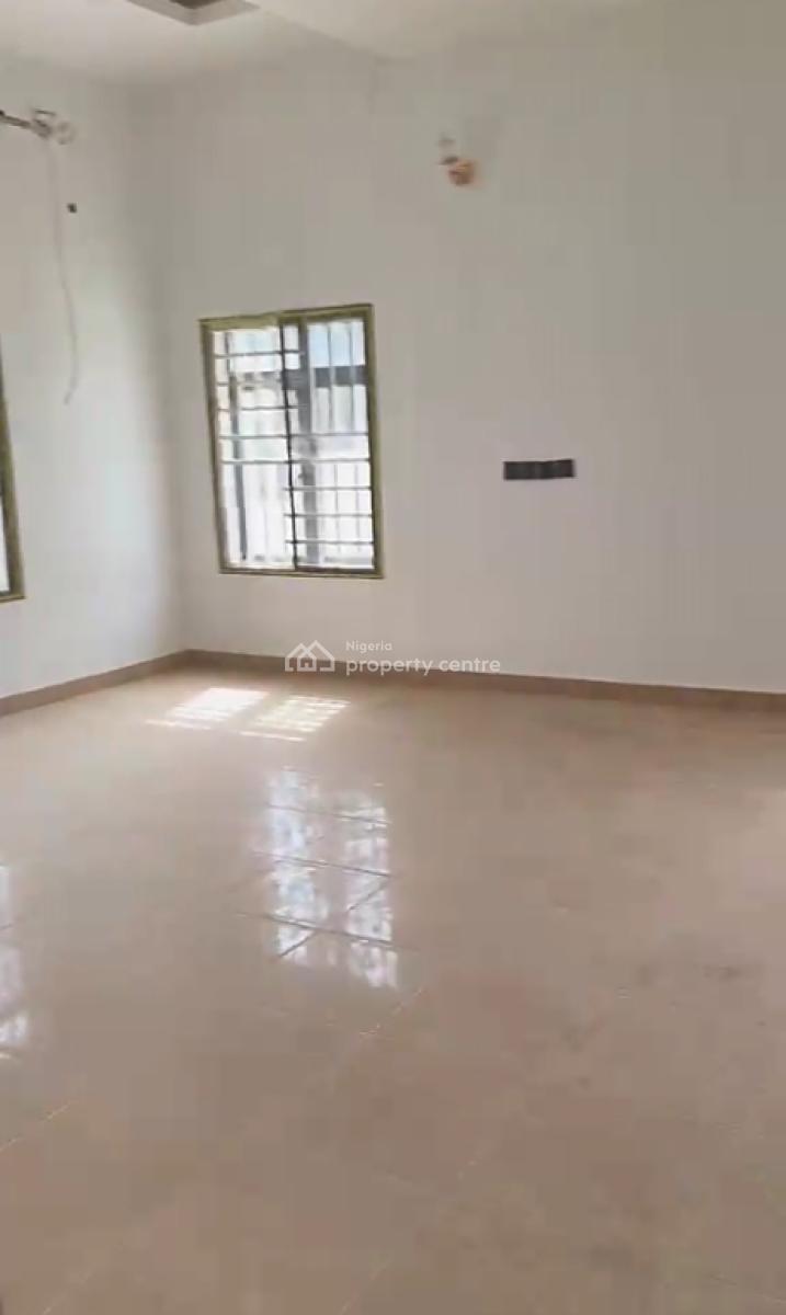 Spacious 3 Bedroom Flat, Guzape, Guzape District, Abuja, Flat / Apartment for Rent
