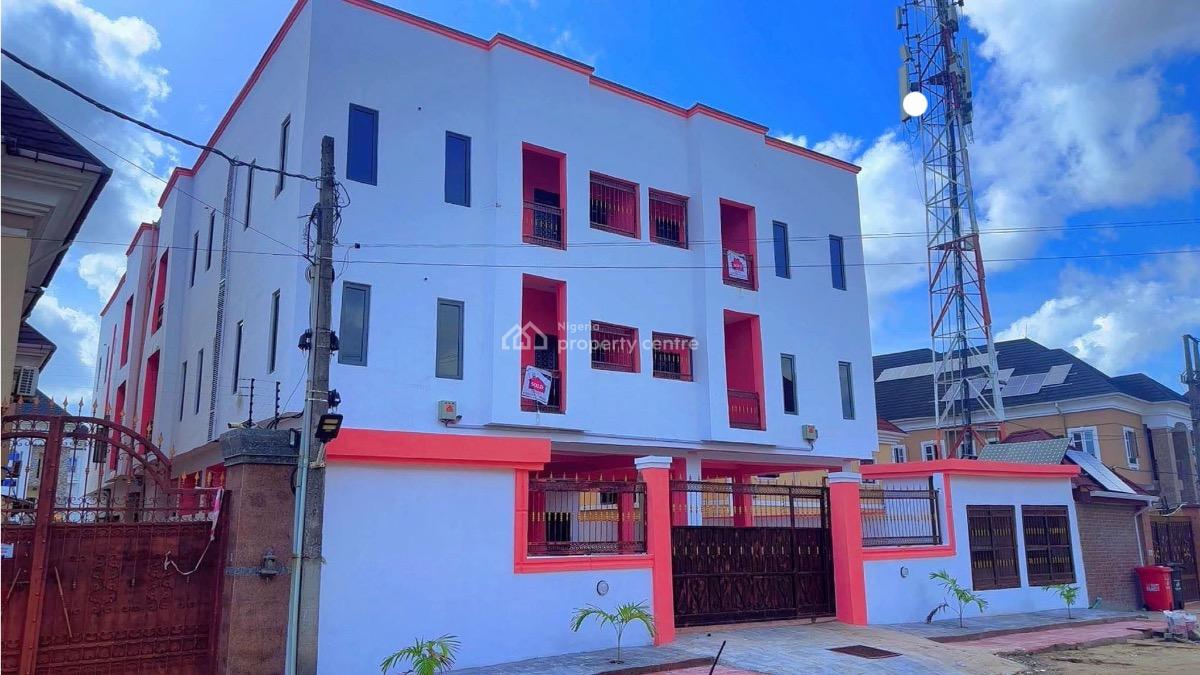Luxury 2 Bedroom with Excellent Finishing, 20 Elijah Albina Close, Lakeview Estate Phase 2, Amuwo Odofin, Lagos, Flat / Apartment for Sale
