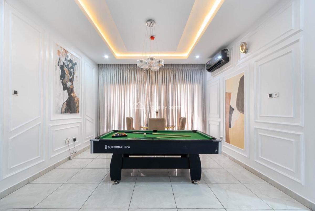 Beautiful 3 Bedroom Apartment with Swimming Pool and Snooker Board, By Elf Bus Stop, Lekki Right Side, Lekki Phase 1, Lekki, Lagos, Flat / Apartment Short Let