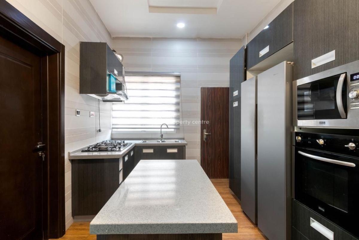 Beautiful 3 Bedroom Apartment with Swimming Pool and Snooker Board, By Elf Bus Stop, Lekki Right Side, Lekki Phase 1, Lekki, Lagos, Flat / Apartment Short Let