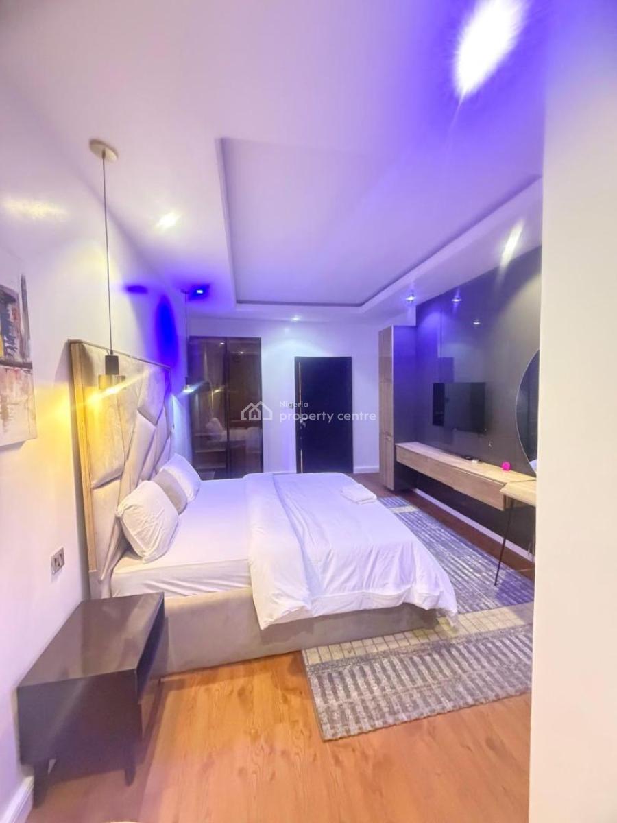 Beautiful 3 Bedroom Apartment with Swimming Pool and Snooker Board, By Elf Bus Stop, Lekki Right Side, Lekki Phase 1, Lekki, Lagos, Flat / Apartment Short Let