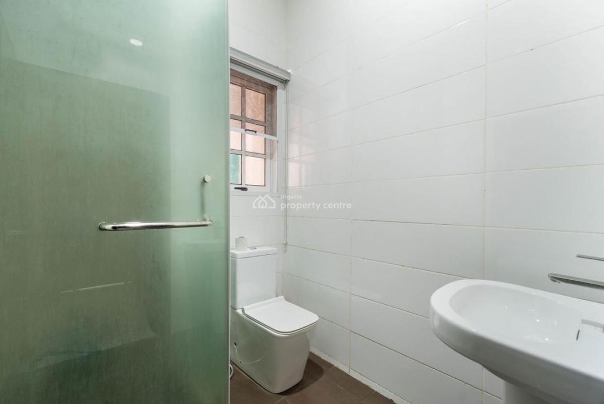 Beautiful 3 Bedroom Apartment with Swimming Pool and Snooker Board, By Elf Bus Stop, Lekki Right Side, Lekki Phase 1, Lekki, Lagos, Flat / Apartment Short Let