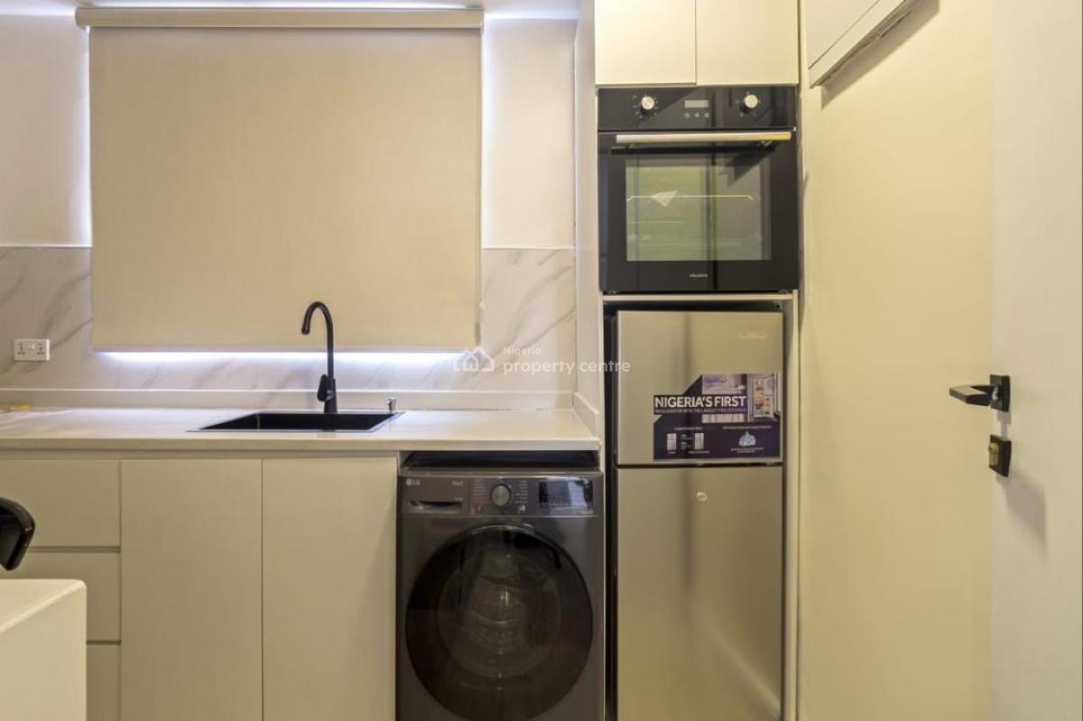 Luxury 3 Units of One Bedroom Apartment with Gym, Admiralty Way, Lekki Phase 1, Lekki, Lagos, Flat / Apartment Short Let