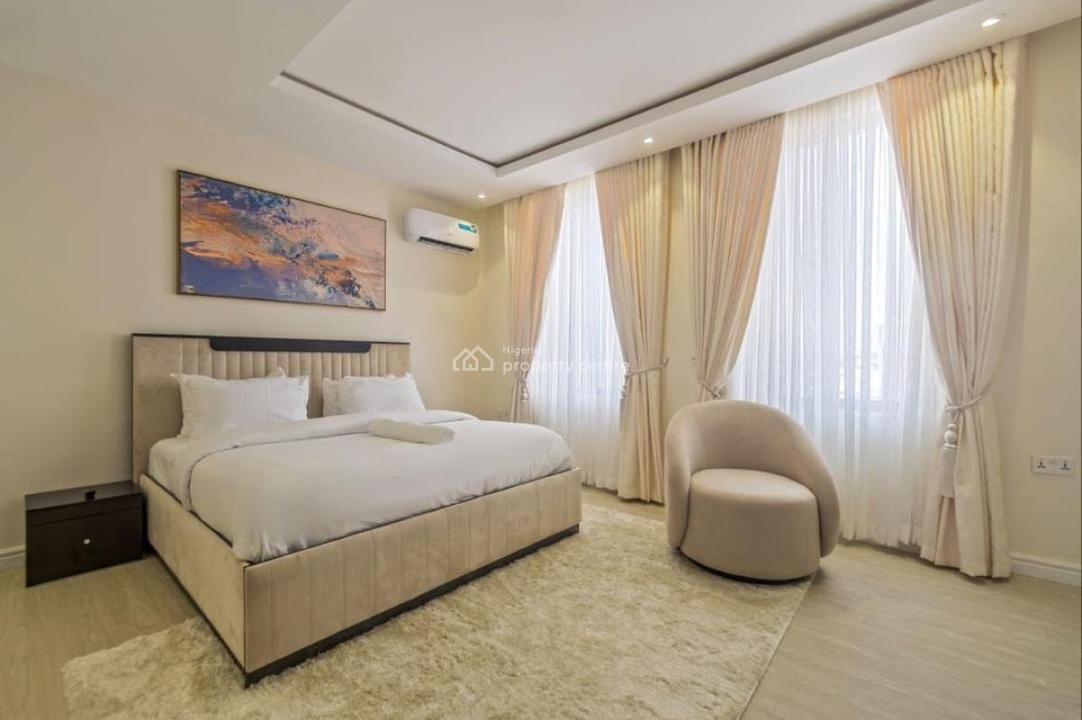 Luxury 3 Units of One Bedroom Apartment with Gym, Admiralty Way, Lekki Phase 1, Lekki, Lagos, Flat / Apartment Short Let