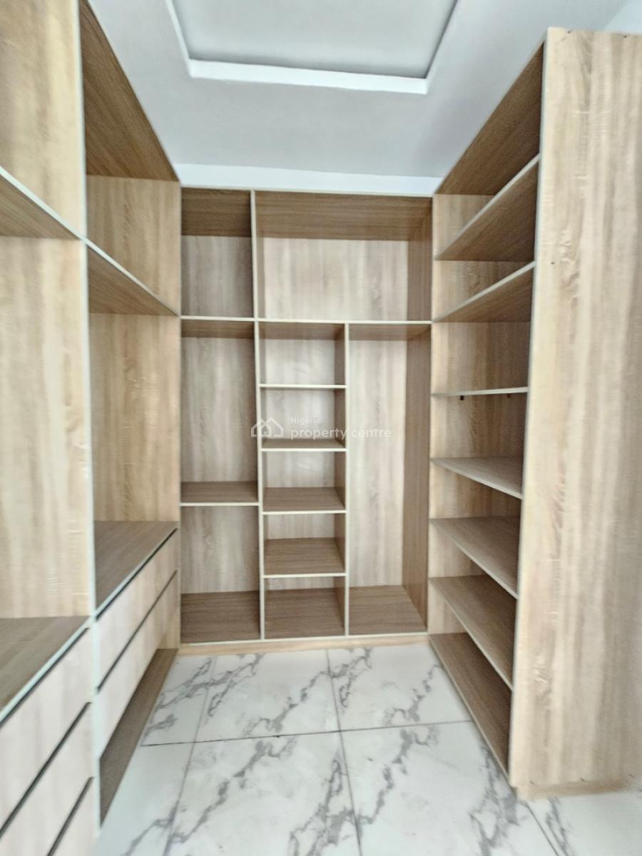 Well-built Luxury Spacious 4 Bedroom Fully Detached Duplex with Bq, Ologolo, Lekki, Lagos, Detached Duplex for Sale