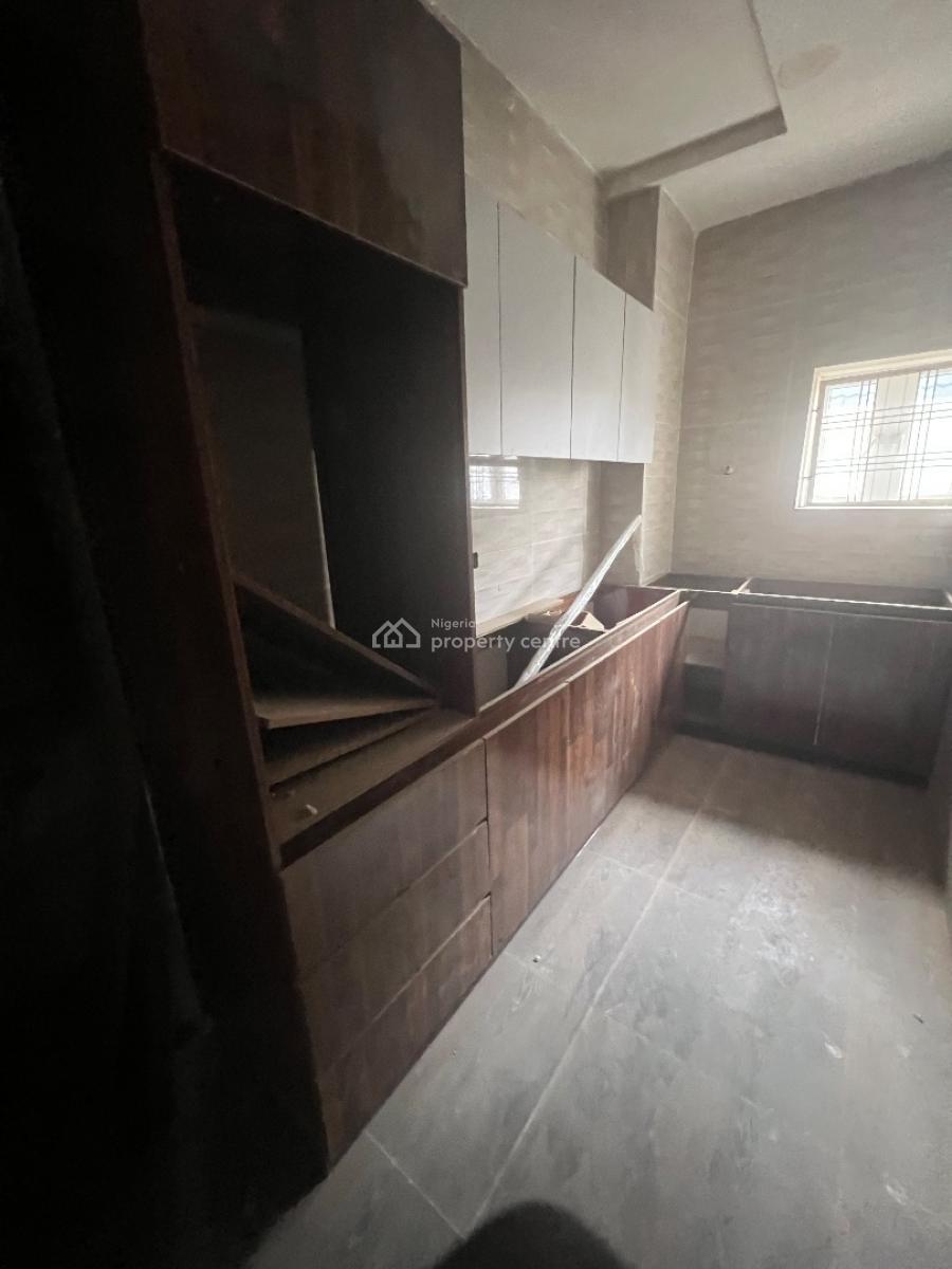 Standard 2bedroom, Mike Street, Galadimawa, Abuja, Flat / Apartment for Rent