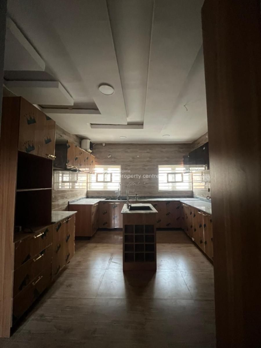 Tastefully Built 5 Bedroom Detached Duplex + 2 Bedroom Bungalow, Akala Express, Ibadan, Oyo, House for Sale