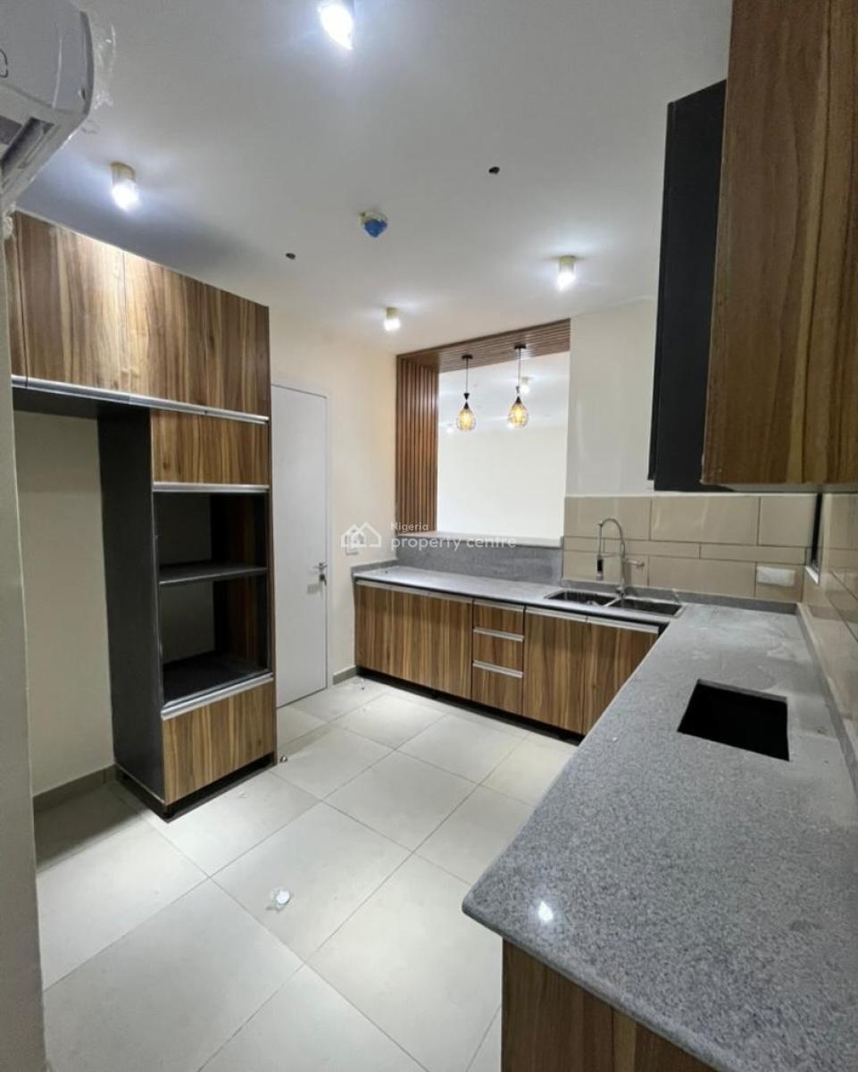 2 Bedroom Apartment, Lekki, Lagos, Block of Flats for Sale