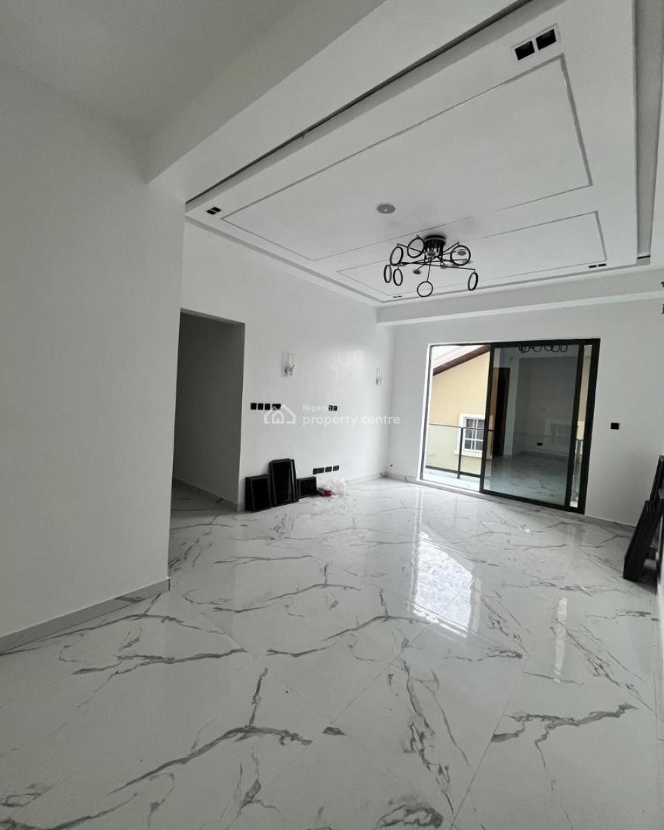 3 Bedroom Apartment, Lekki Phase 1, Lekki, Lagos, Block of Flats for Sale