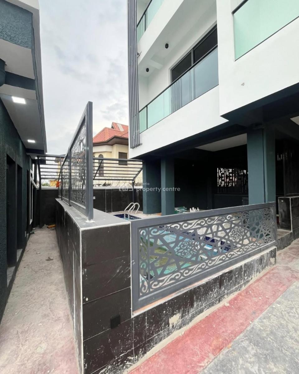 3 Bedroom Apartment, Lekki Phase 1, Lekki, Lagos, Block of Flats for Sale