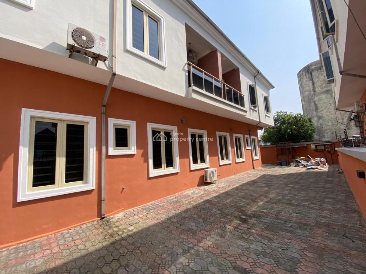 Contemporary 3 Bedroom Semi Detached Duplex with Bq, Agungi, Lekki, Lagos, Semi-detached Duplex for Rent