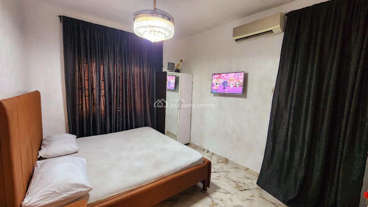 Luxury 2 Bedrooms Serviced Apartment, No Extra Fees, Ikeja, Lagos, Flat / Apartment for Rent