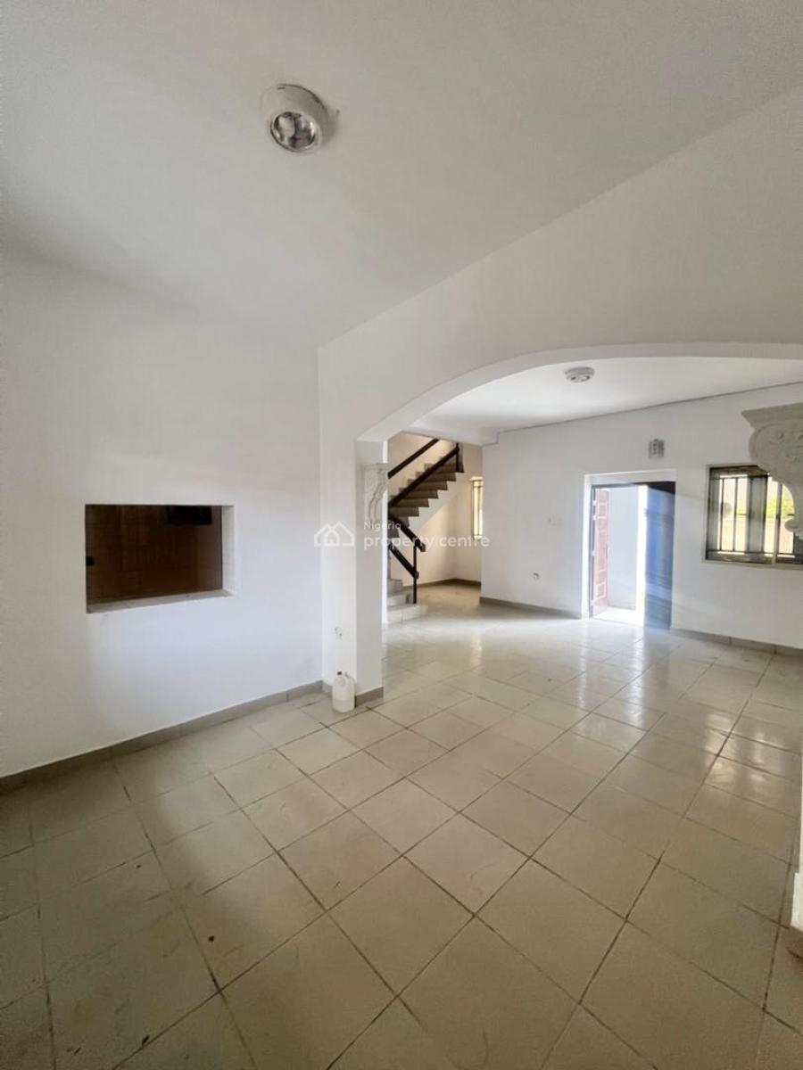 Well Maintained Self Serviced 3 Bedroom Terrace Duplex with Bq, Ikate Elegushi, Lekki, Lagos, Terraced Duplex for Rent