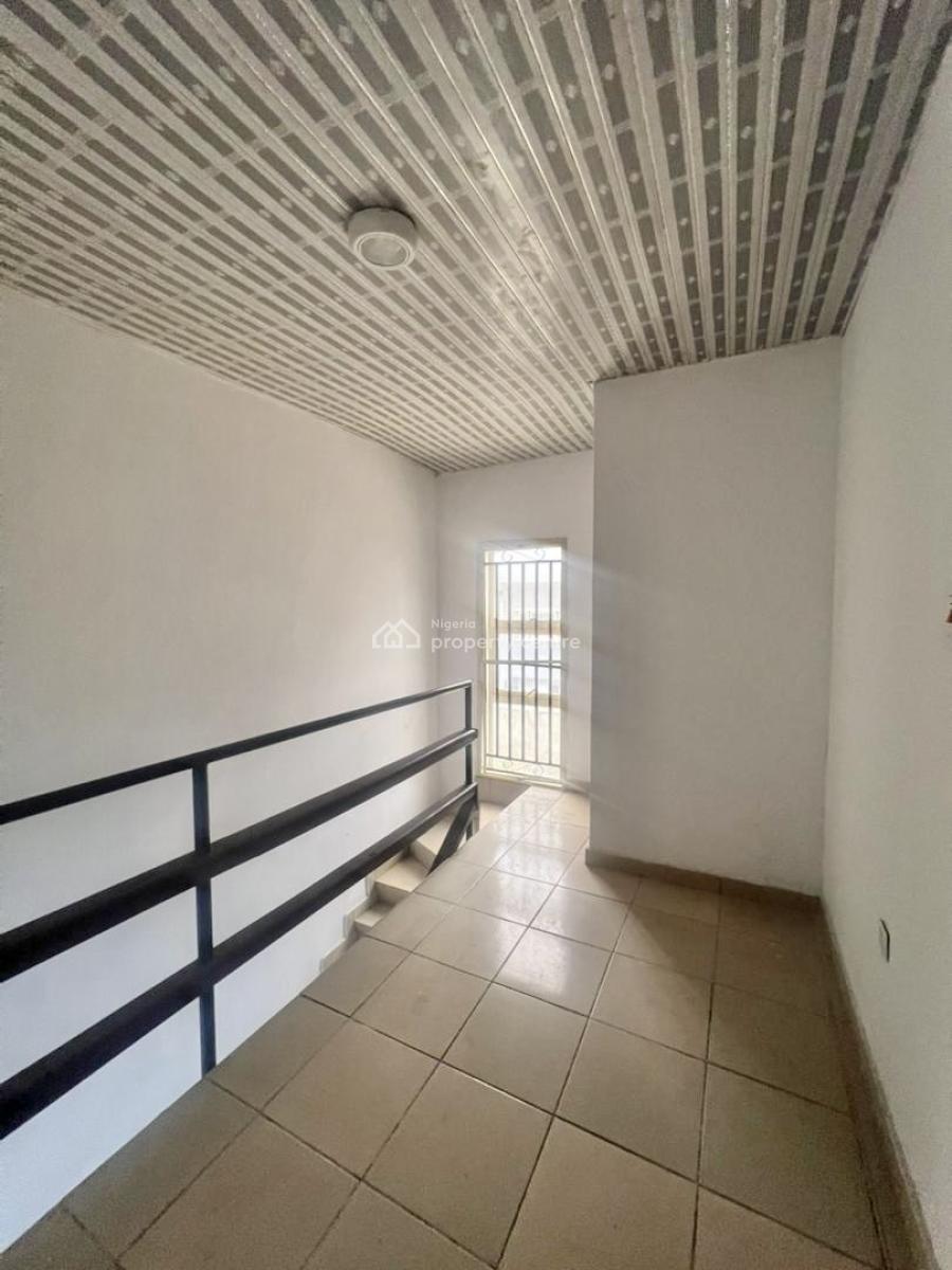 Well Maintained Self Serviced 3 Bedroom Terrace Duplex with Bq, Ikate Elegushi, Lekki, Lagos, Terraced Duplex for Rent