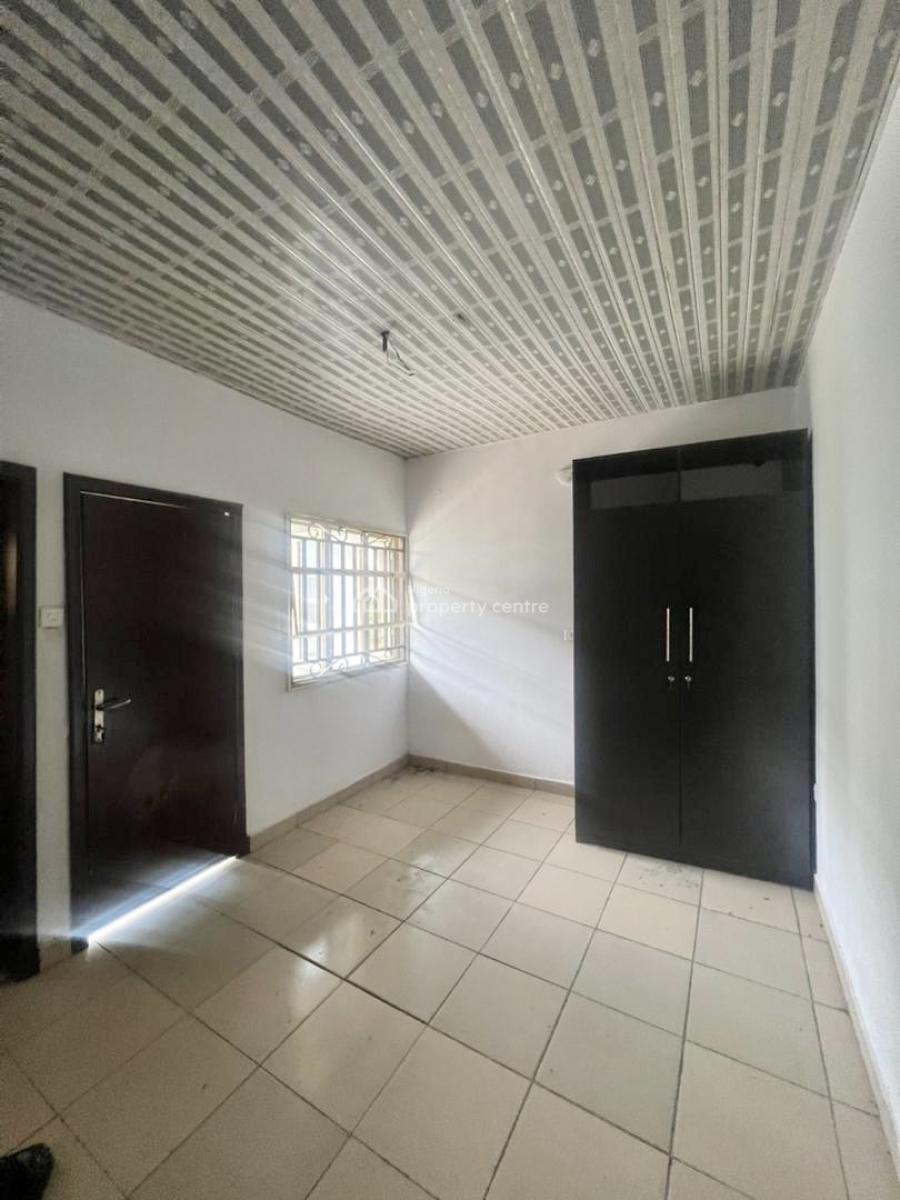 Well Maintained Self Serviced 3 Bedroom Terrace Duplex with Bq, Ikate Elegushi, Lekki, Lagos, Terraced Duplex for Rent
